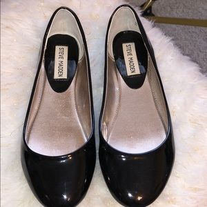 Steve Madden Black Flats, NWOT